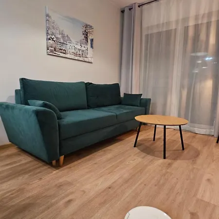 Apartman Iv *